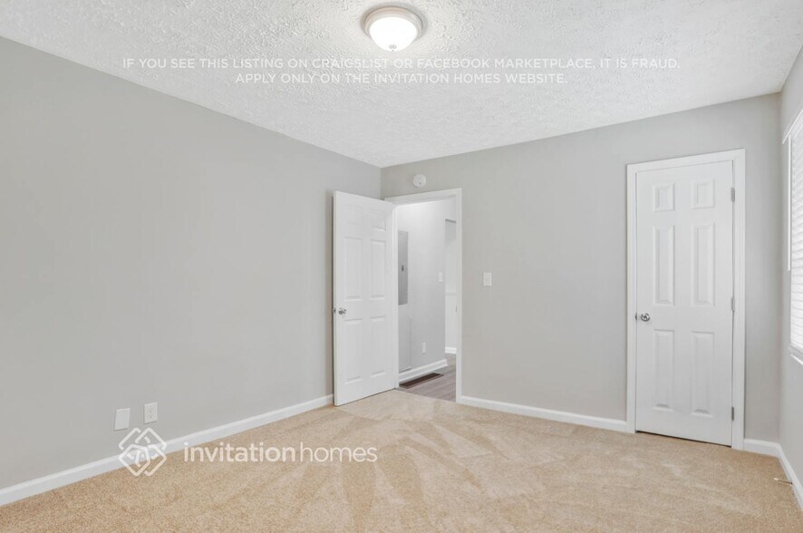 Building Photo - 2100 Dellwood Pl