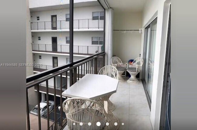 Building Photo - 201 178th Dr