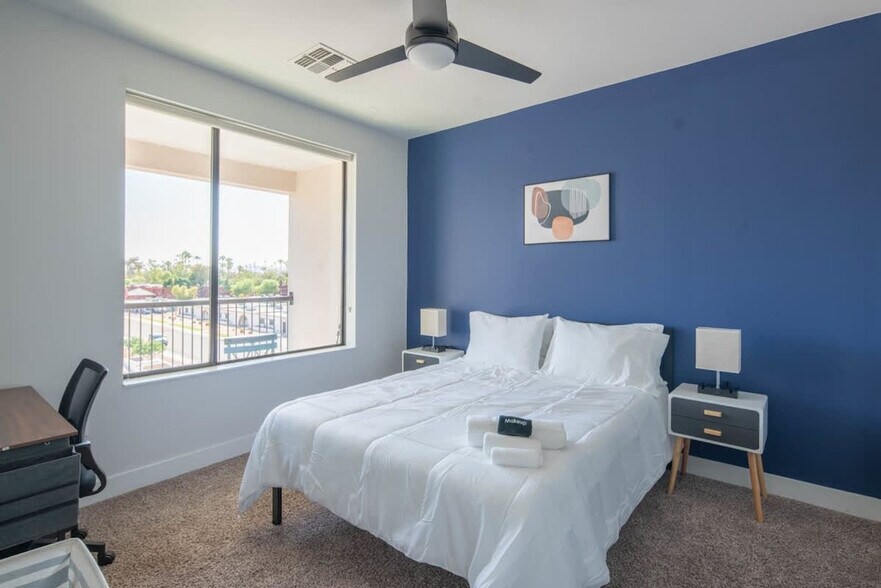 Building Photo - 701 W Rio Salado Pkwy
