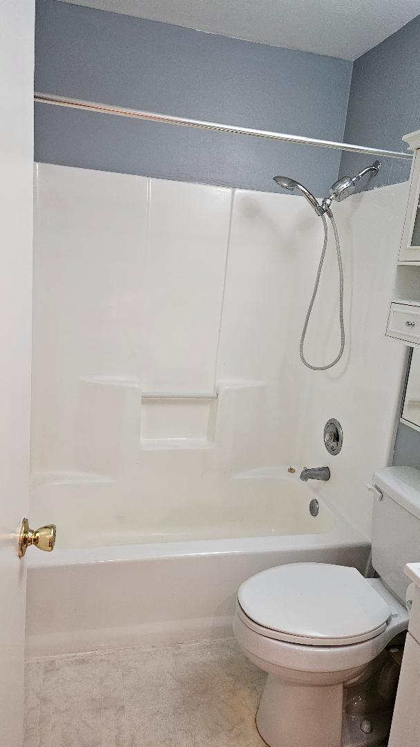 Building Photo - 10216 Princess Sarit Way