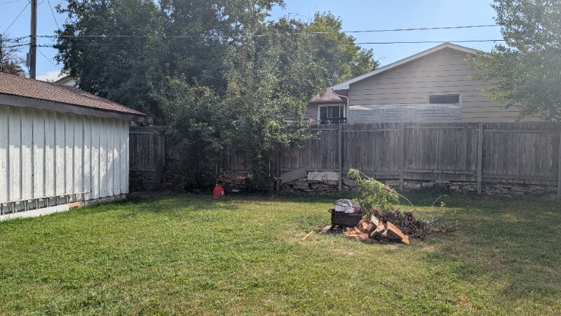 Building Photo - 8 17th Ave S