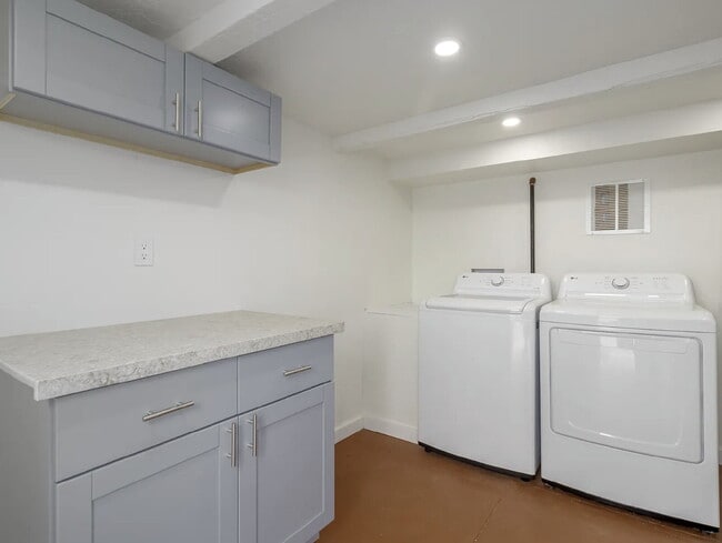 Building Photo - Available Now! 2bd/1ba for rent in Kapaau