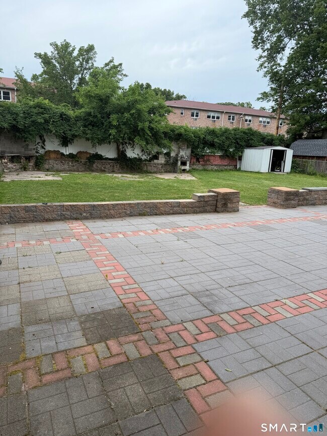 Building Photo - 173 Terrace Ave