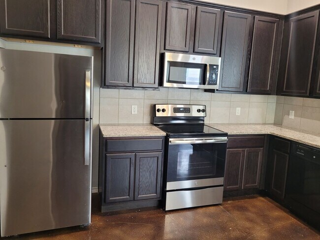 Building Photo - Beautiful Home in Seguin!