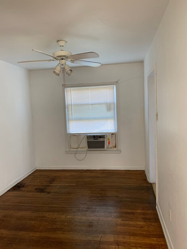 Building Photo - 7121 Toland St