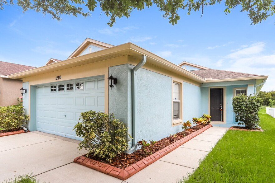 Primary Photo - 12710 Evington Point Dr