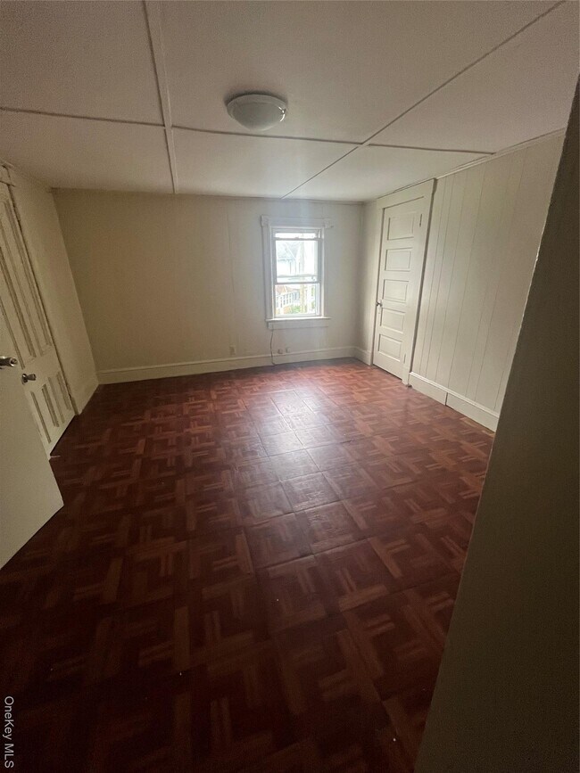 Building Photo - 57 Capron St