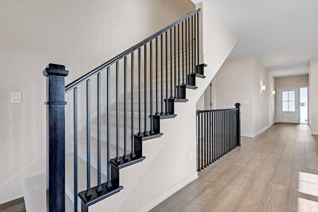 Building Photo - 16649 Garnett St