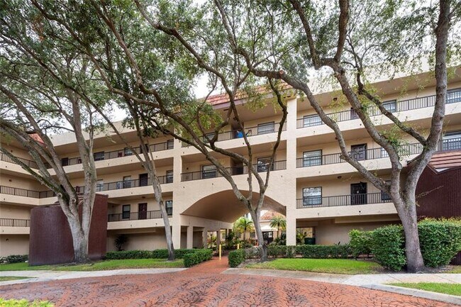Building Photo - 10401 W Broward Blvd