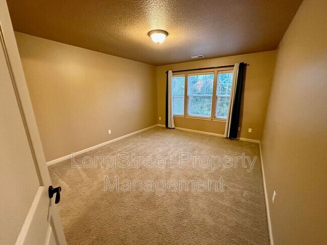 Building Photo - 14234 Murren Way