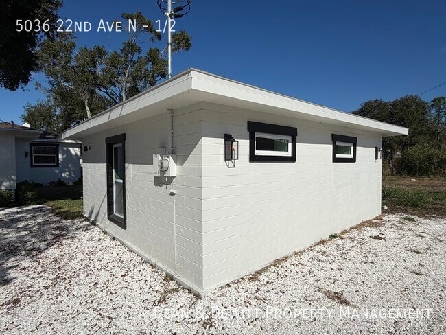 Building Photo - 5036 22nd Ave N