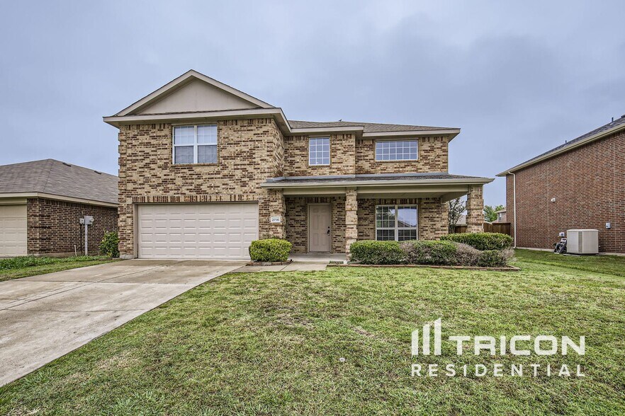 Building Photo - 2716 Mockingbird St