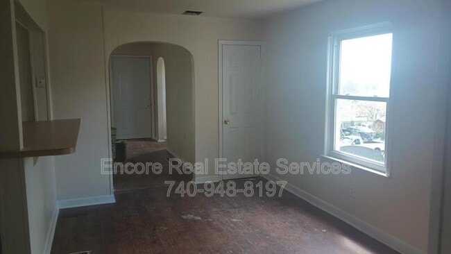 Building Photo - 480 Ridge Ave