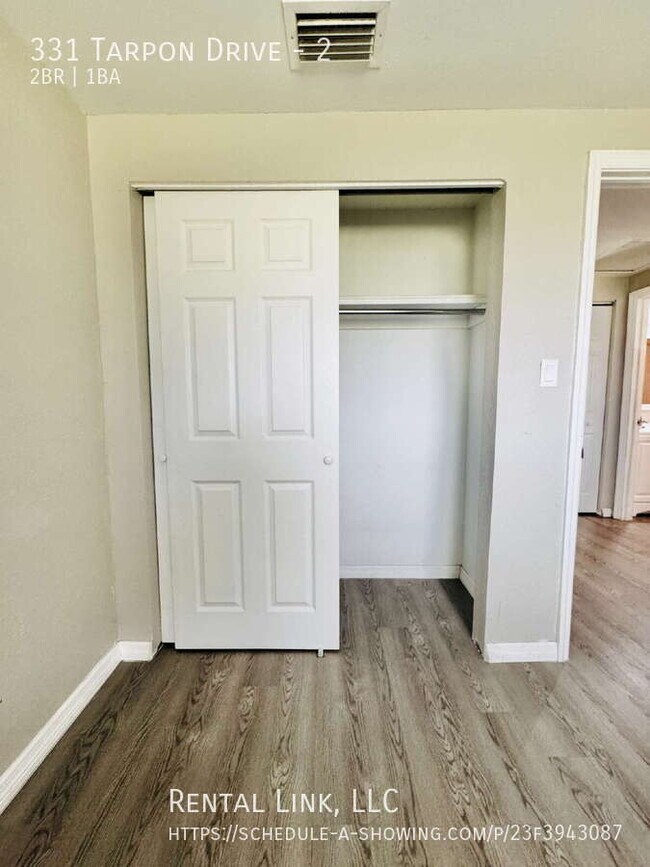 Building Photo - 331 Tarpon Dr