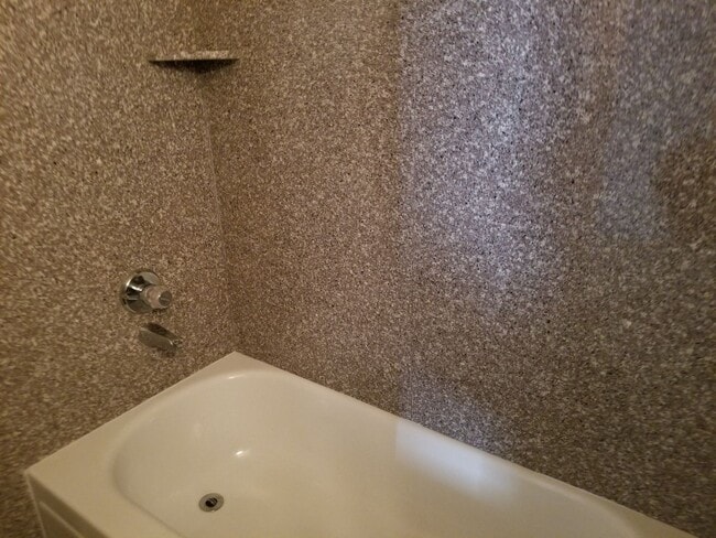 Building Photo - Beautiful 2 bedroom condo for Rent
