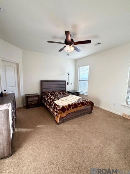 Building Photo - 40087 Trace Ave