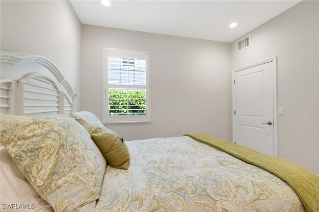 Building Photo - 2614 Seychelles Cir