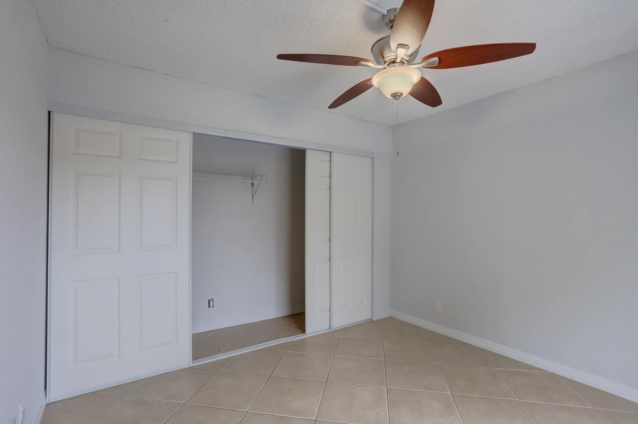 Building Photo - 744 Springdale Cir