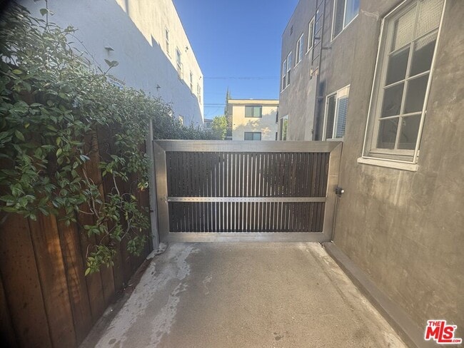 Building Photo - 8261-8264 4th St