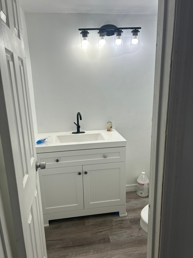 Building Photo - 3980 Crayrich Cir