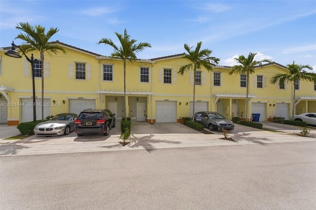 Building Photo - 4032 NW 11th St