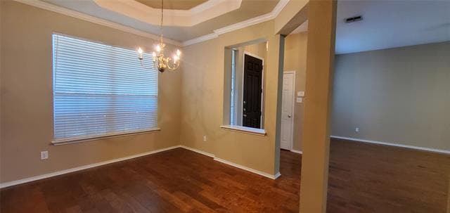 Building Photo - 10901 Camelot Dr