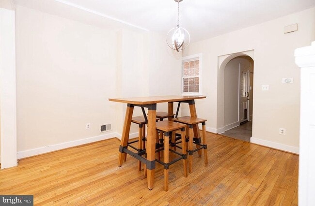 Building Photo - 538 South Paca St