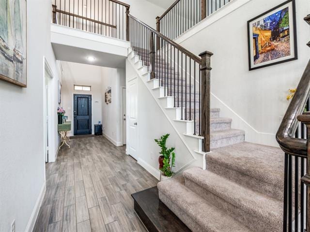 Building Photo - 916 Azure Ln