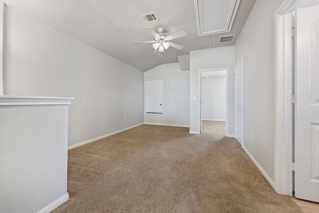 Building Photo - 711 Katmai Cir