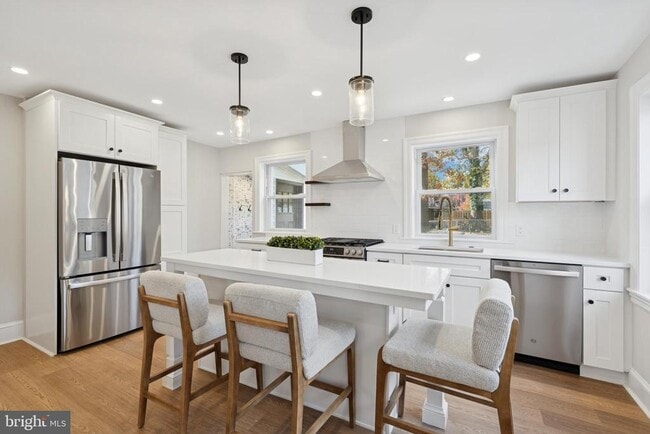 Building Photo - 2110 Bellemead Ave