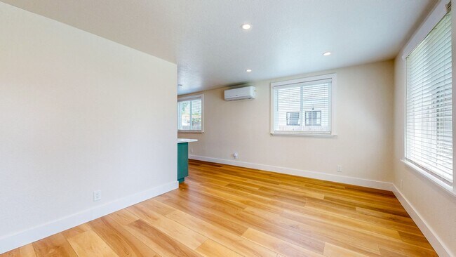 Building Photo - Bright Newly Refurbished Two Bedroom One Bath Single Family Home
