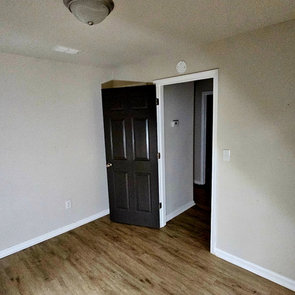 Building Photo - 415 Lapsley Ave