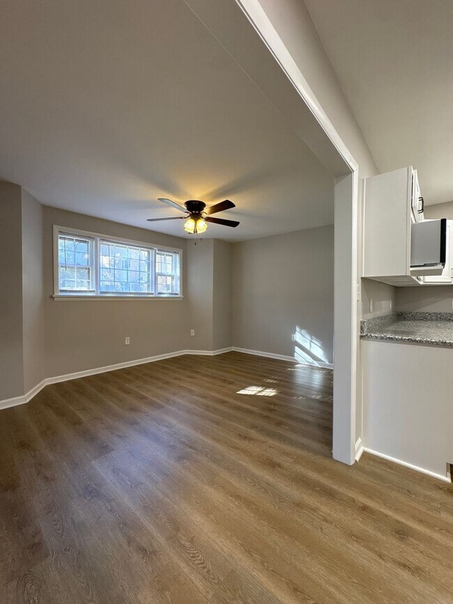 Building Photo - Crossbow Condo