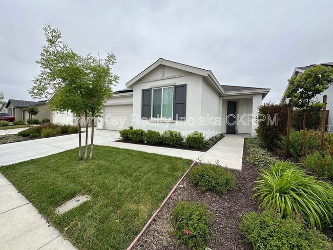 Primary Photo - 657 Heathridge St