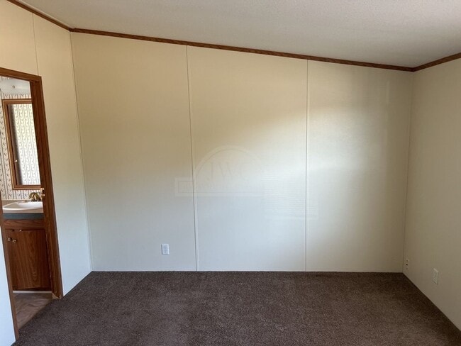 Building Photo - 3303 Sevilla Dr