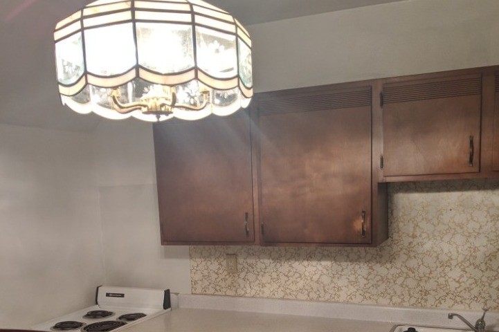 Kitchen - 824 Stone St