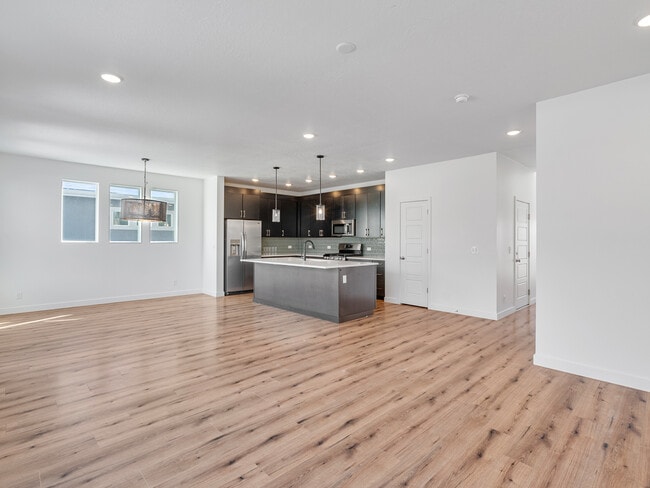 Building Photo - 4638 Tulip Ln