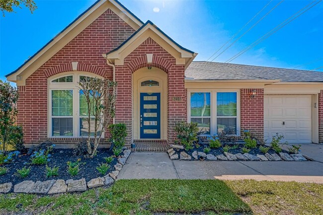 Building Photo - 6215 Suncrest Ct