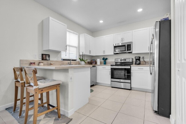 Building Photo - 11101 W 33rd Ct