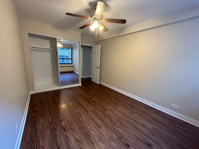 Building Photo - 4180 N Marine Dr