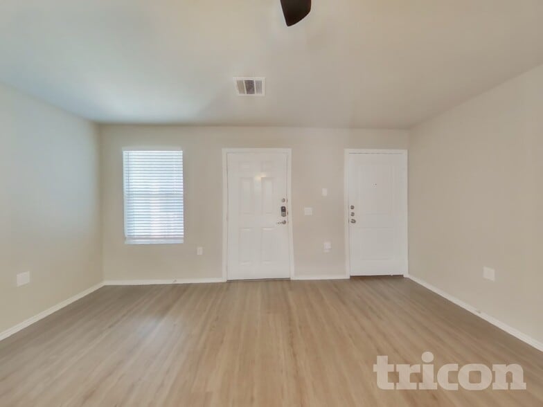 Building Photo - 7022 Cozy Run