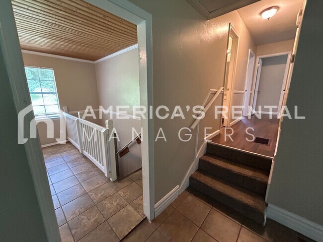 Building Photo - MOVE IN SPECIAL!!! - Home for rent in Pinson! Available to View Now! Sign a 13-month lease by 7/3...