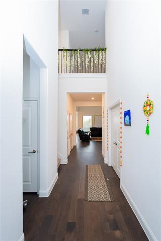 Building Photo - 316 Oakmont Dr