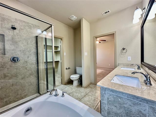 Building Photo - 5205 Glen Meadow Dr