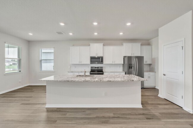 Building Photo - 3 Bedroom Villa - Star Farms