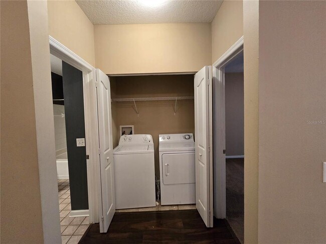 Building Photo - 4207 S Dale Mabry Hwy