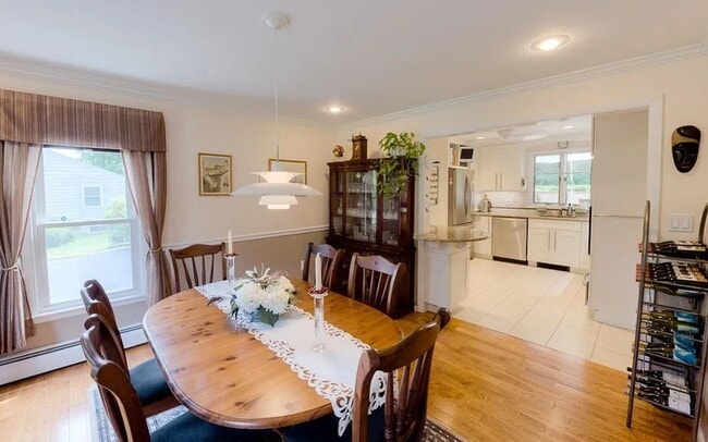 Building Photo - 11 Dubiel Dr