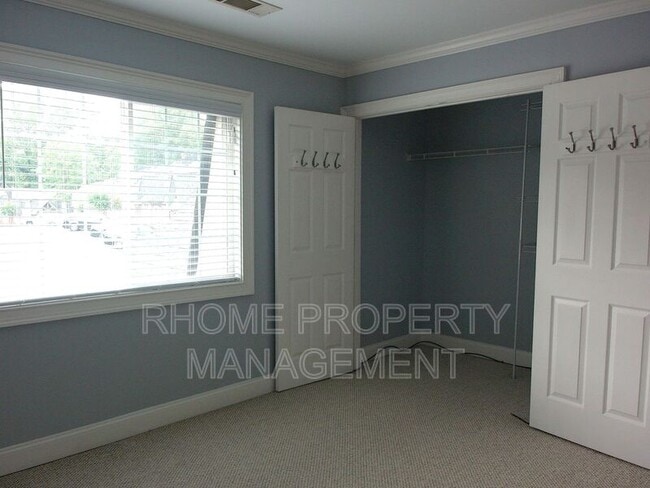 Building Photo - 187 Rondak Cir