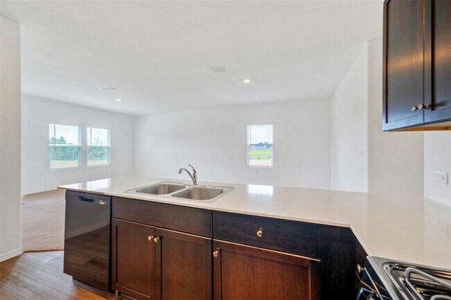 Building Photo - 14405 Nini Cv