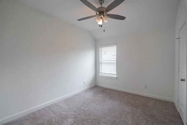 Building Photo - 8034 Whisper Grove Dr